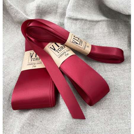 Vistorp Satinband - Mörkröd 1,5cm/5cm 7m långt